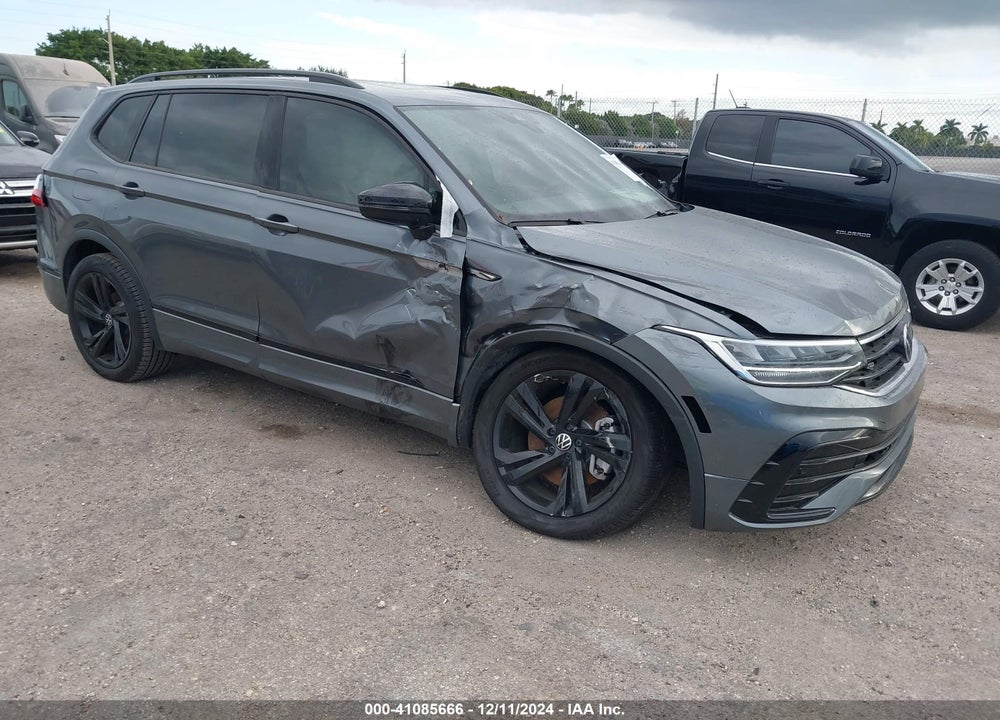 2024 VOLKSWAGEN TIGUAN 2.0T SE R-LINE BLACK VIN: 3VVCB7AXXRM046846