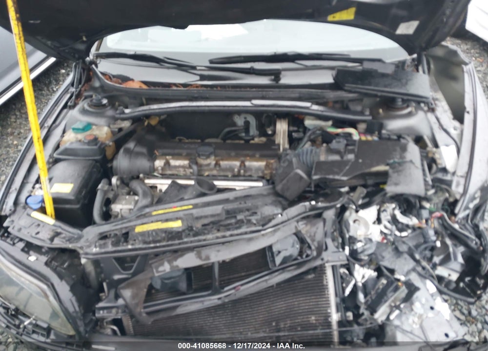 2004 VOLVO S60 2.4 VIN: YV1RS61T442351205