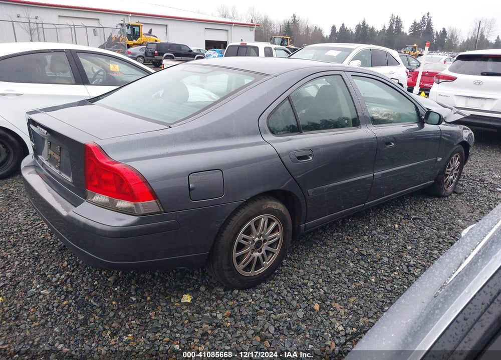 2004 VOLVO S60 2.4 VIN: YV1RS61T442351205
