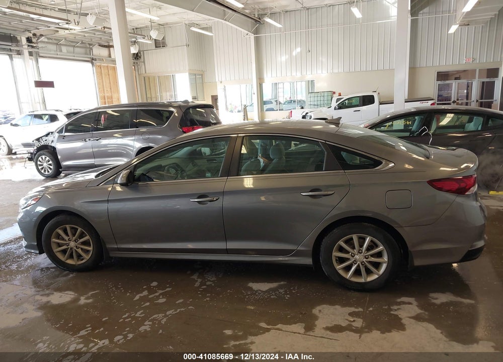 2019 HYUNDAI SONATA SE VIN: 5NPE24AF4KH811722