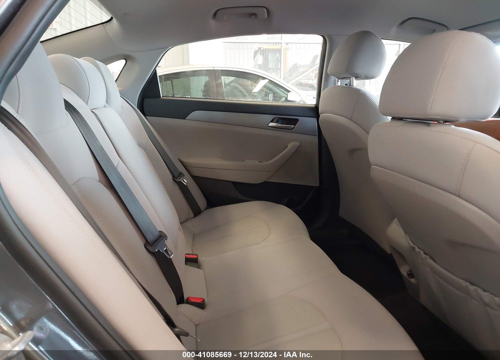 2019 HYUNDAI SONATA SE VIN: 5NPE24AF4KH811722