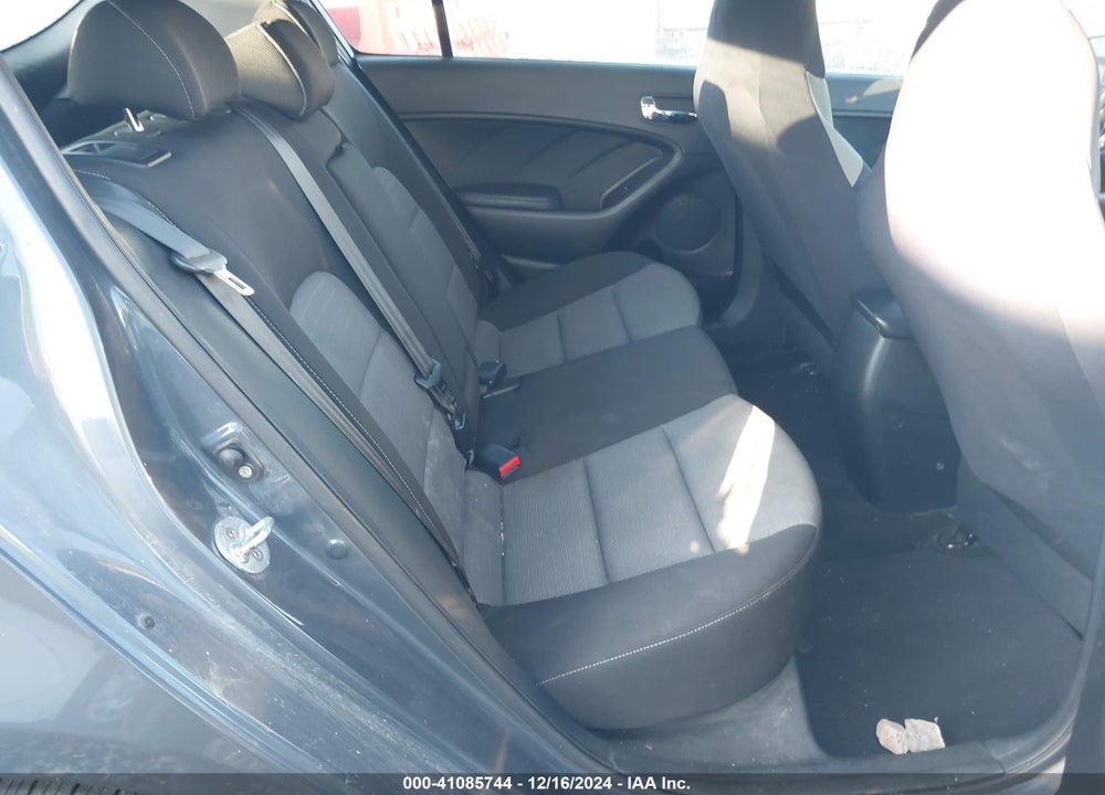 2016 KIA FORTE LX VIN: KNAFK5A83G5606988