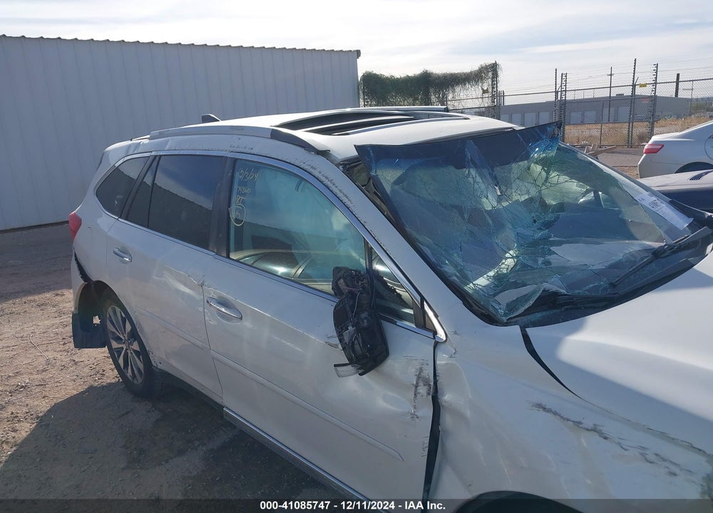 2017 SUBARU OUTBACK 3.6R TOURING VIN: 4S4BSETC9H3242815