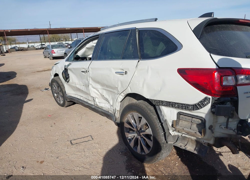 2017 SUBARU OUTBACK 3.6R TOURING VIN: 4S4BSETC9H3242815