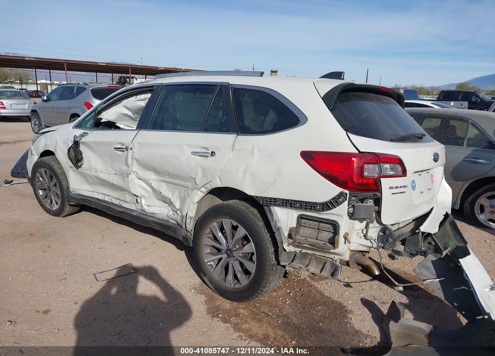 2017 SUBARU OUTBACK 3.6R TOURING VIN: 4S4BSETC9H3242815