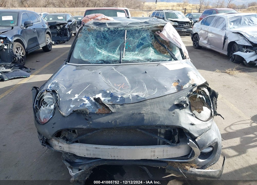 2015 MINI COOPER HARDTOP VIN: WMWXM5C53FT937517
