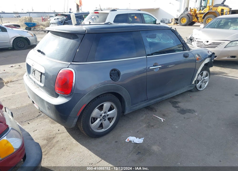 2015 MINI COOPER HARDTOP VIN: WMWXM5C53FT937517