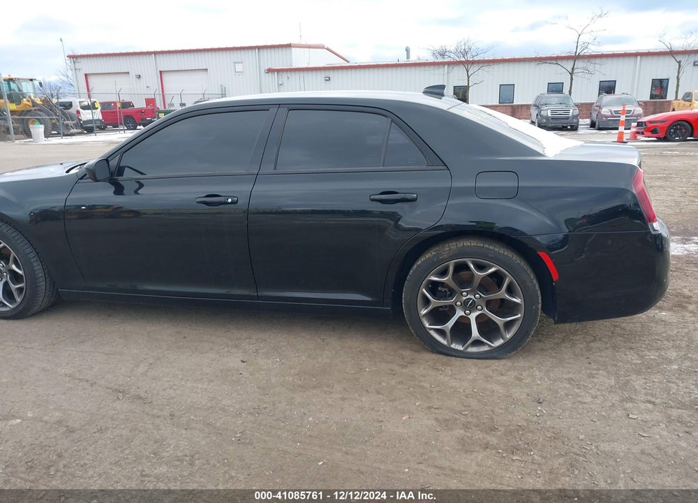 2015 CHRYSLER 300 VIN: 2C3CCABG0FH921566