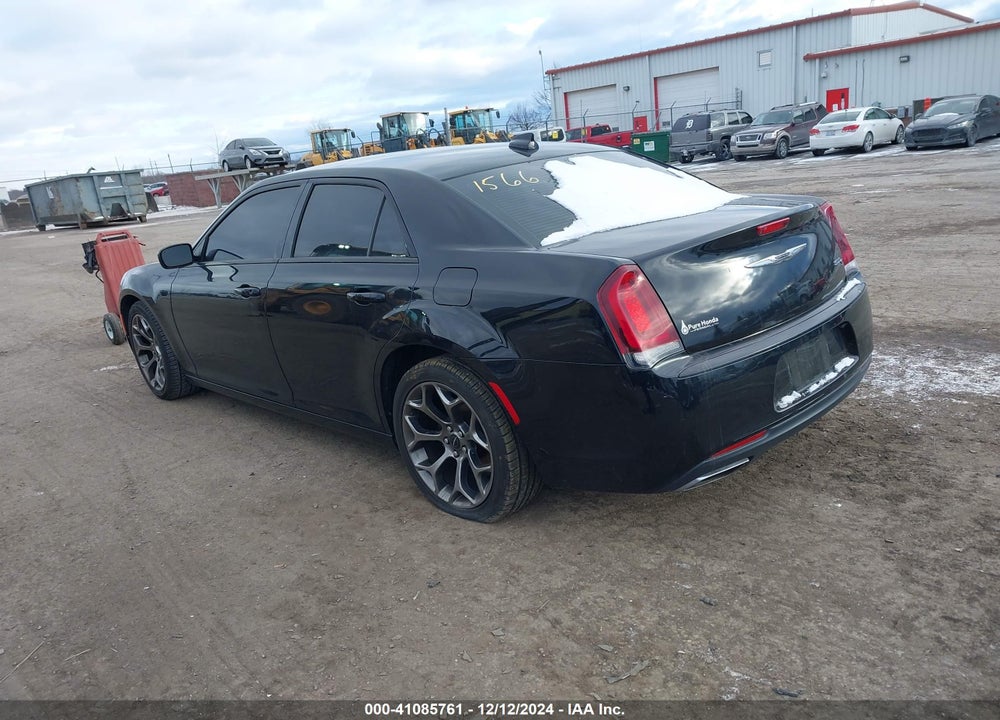 2015 CHRYSLER 300 VIN: 2C3CCABG0FH921566