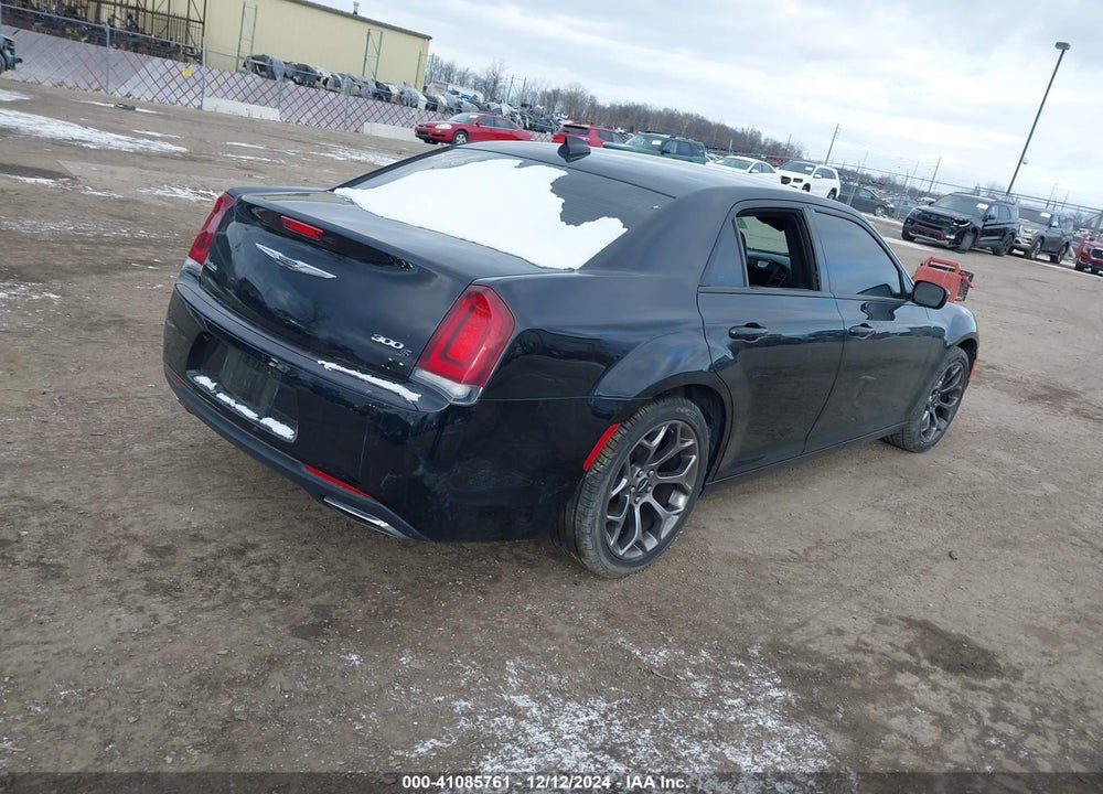 2015 CHRYSLER 300 VIN: 2C3CCABG0FH921566
