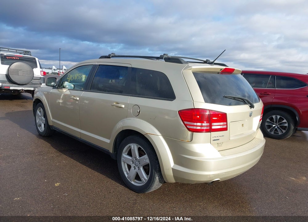 2010 DODGE JOURNEY SXT VIN: 3D4PH5FV8AT138853