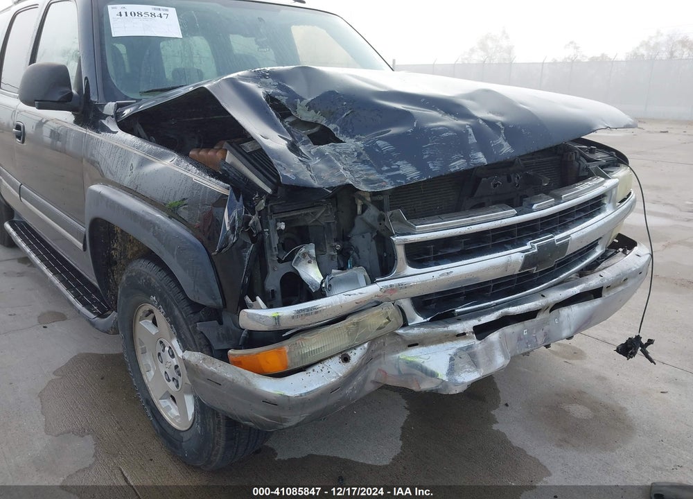 2004 CHEVROLET SUBURBAN 1500 LS VIN: 3GNEC16Z54G205203