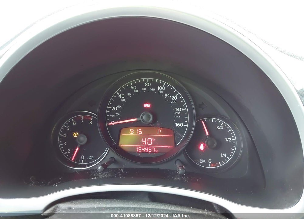 2012 VOLKSWAGEN BEETLE 2.0T TURBO VIN: 3VWVA7AT6CM620418