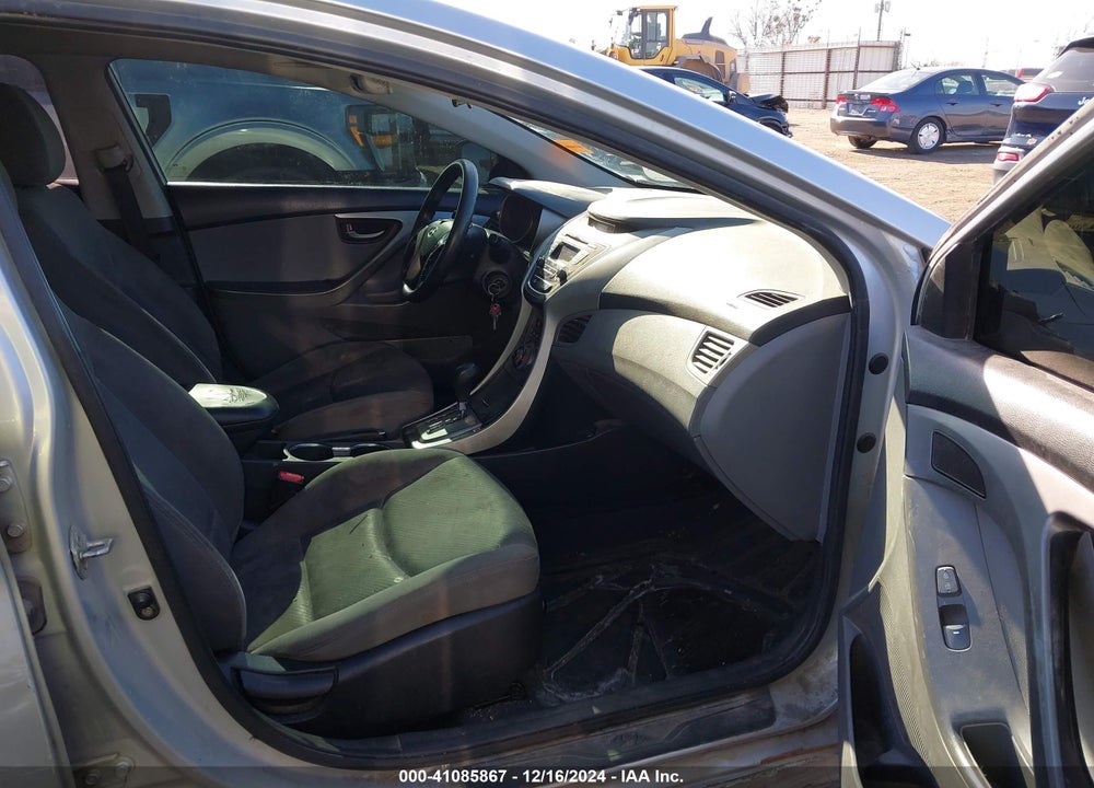 2013 HYUNDAI ELANTRA GLS VIN: KMHDH4AE4DU814125