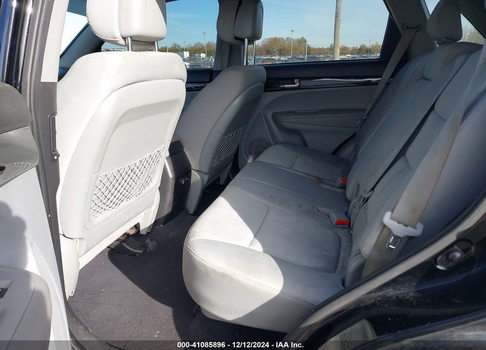 2012 KIA SORENTO LX VIN: 5XYKT3A63CG258130