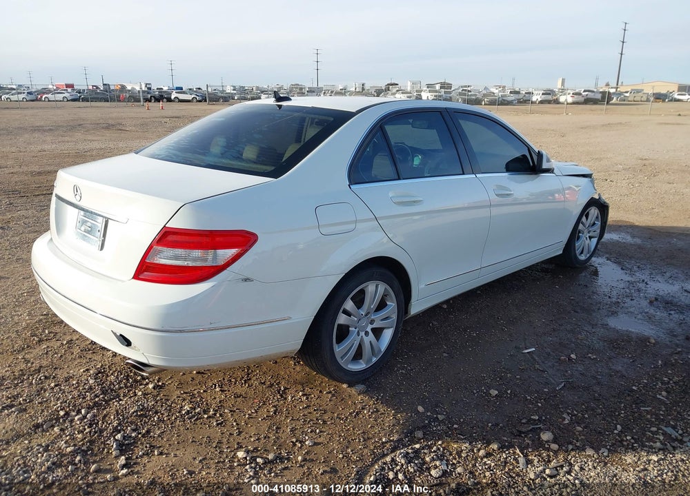 2009 MERCEDES-BENZ C 300 LUXURY/SPORT VIN: WDDGF54X69R045217