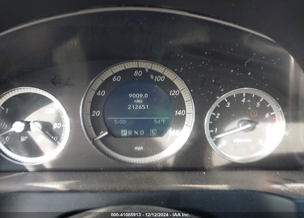 2009 MERCEDES-BENZ C 300 LUXURY/SPORT VIN: WDDGF54X69R045217