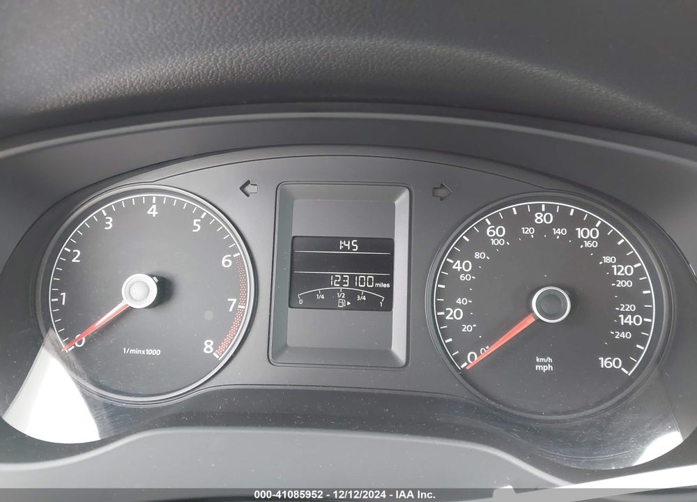 2014 VOLKSWAGEN JETTA 2.0L S VIN: 3VW2K7AJ7EM217307
