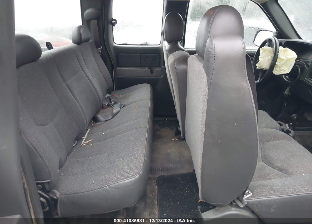 2005 CHEVROLET SILVERADO 1500 WORK TRUCK VIN: 1GCEK19Z85Z194707