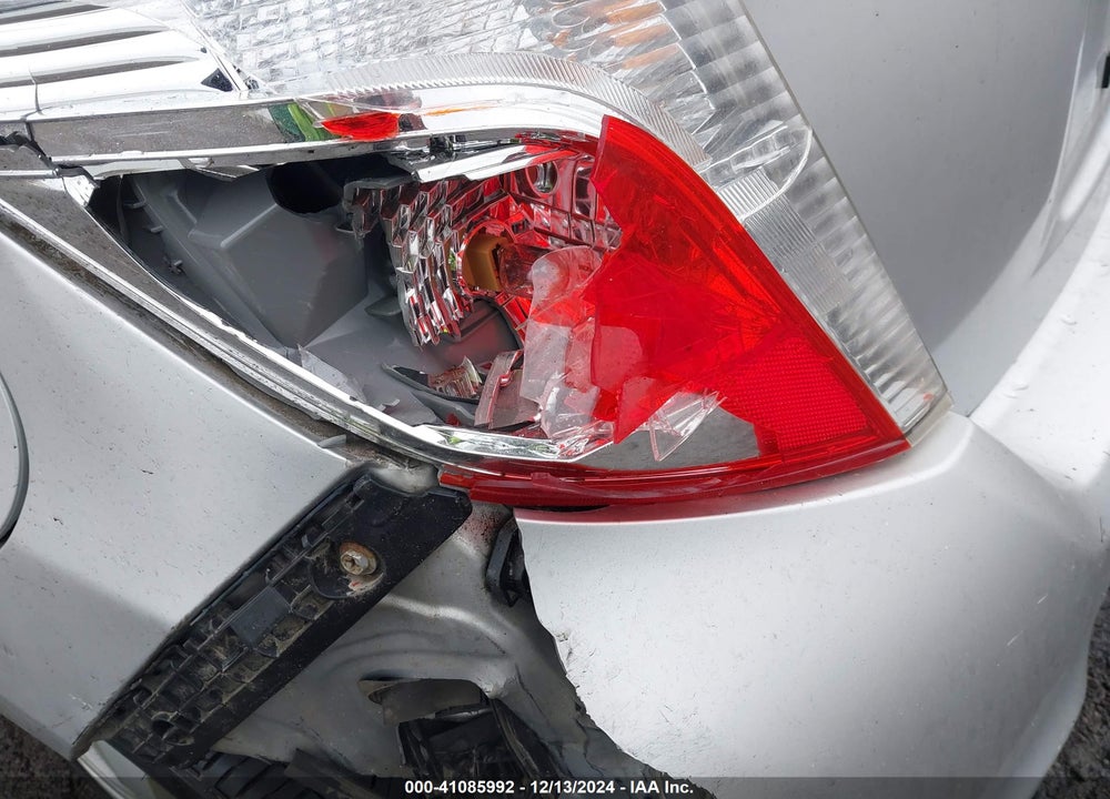 2012 TOYOTA YARIS LE VIN: JTDKTUD36CD527792