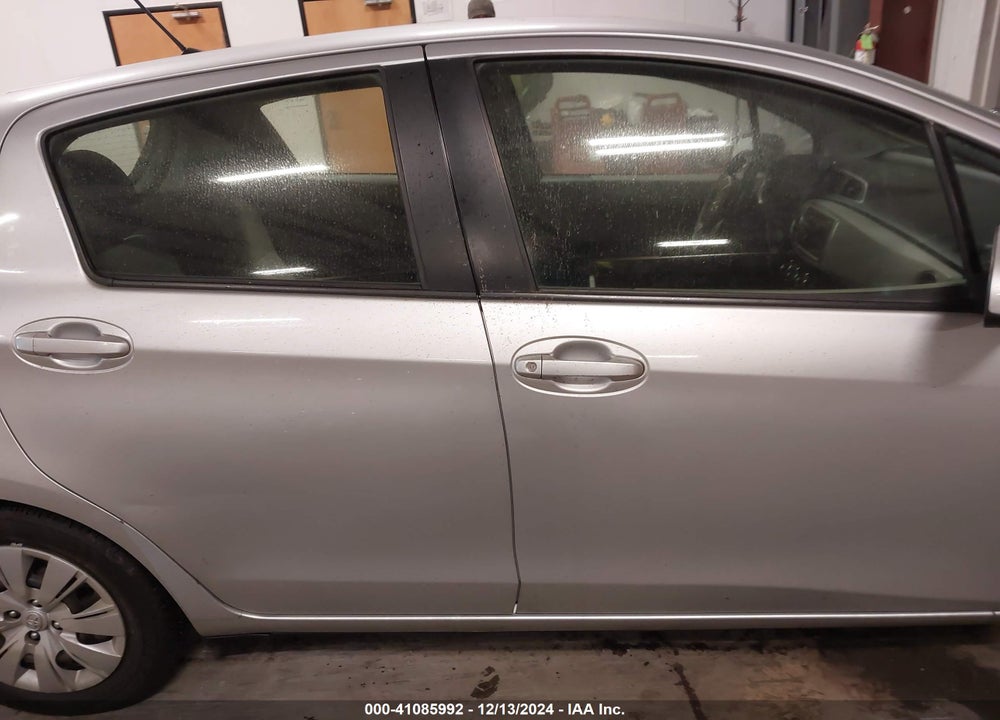 2012 TOYOTA YARIS LE VIN: JTDKTUD36CD527792