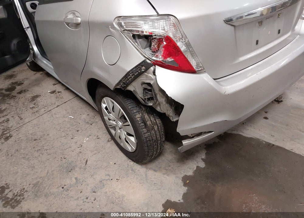 2012 TOYOTA YARIS LE VIN: JTDKTUD36CD527792