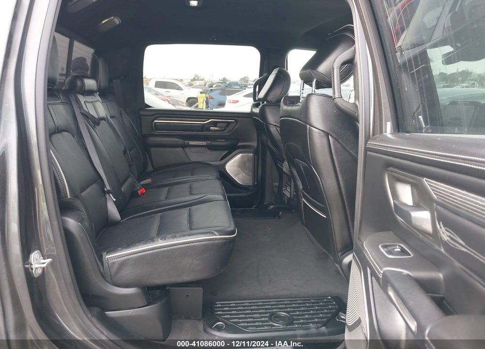 2021 RAM 1500 LIMITED 4X4 6'4 BOX VIN: 1C6SRFPTXMN572095