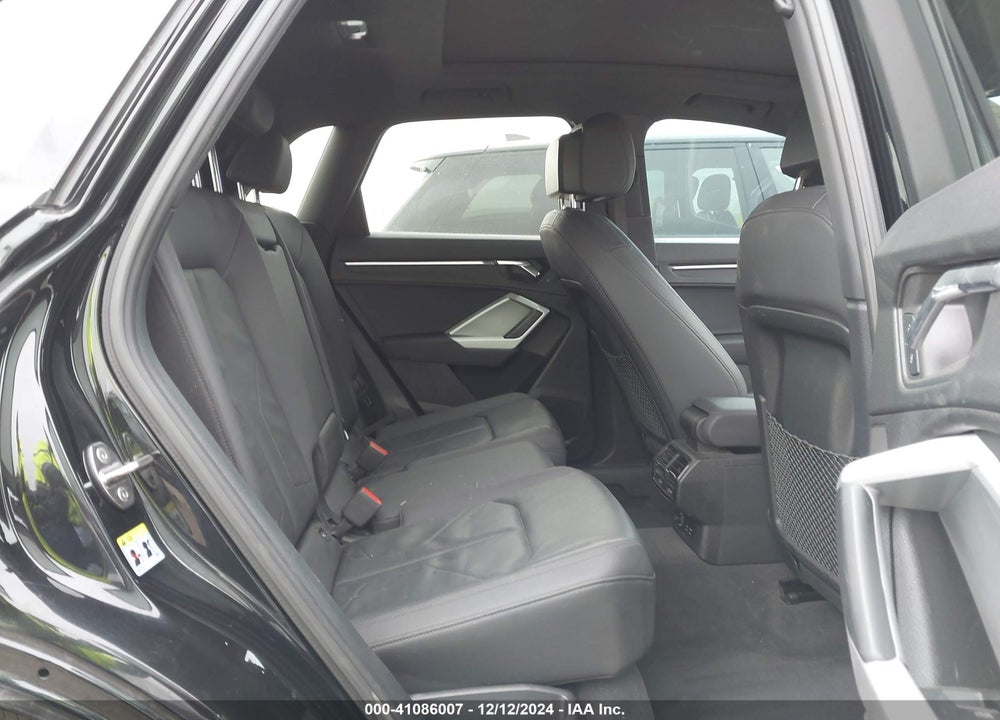 2022 AUDI Q3 VIN: WA1EECF31N1049925