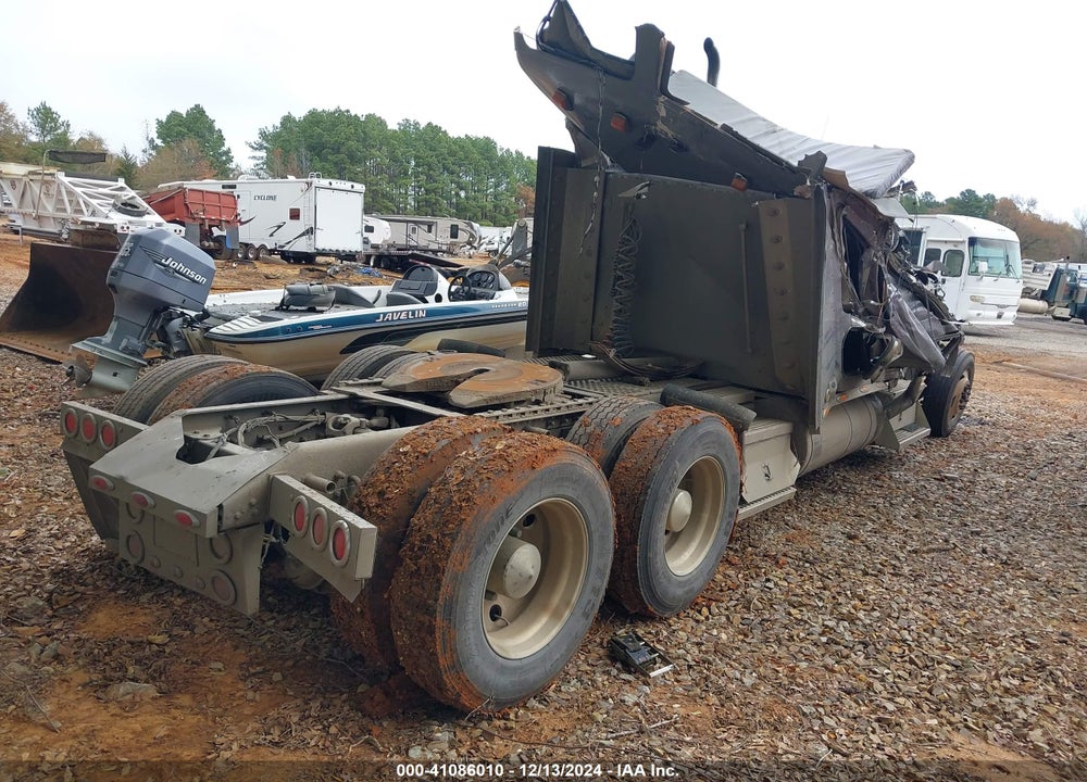 2007 KENWORTH W900 W900 VIN: 1XKWDB9X77J192746