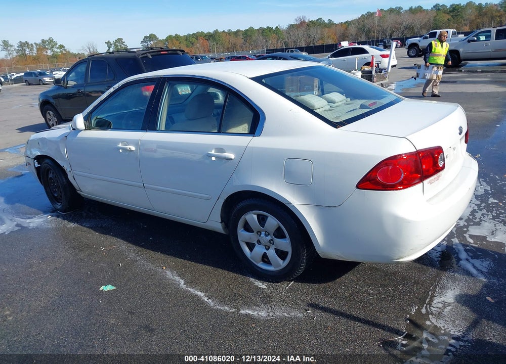 2008 KIA OPTIMA LX VIN: KNAGE123685205055