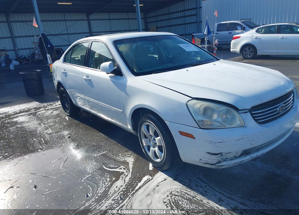 2008 KIA OPTIMA LX VIN: KNAGE123685205055