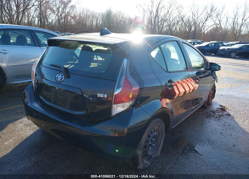 2015 TOYOTA PRIUS C TWO VIN: JTDKDTB39F1105239