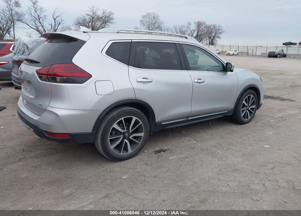 2019 NISSAN ROGUE VIN: 5N1AT2MT4KC777788