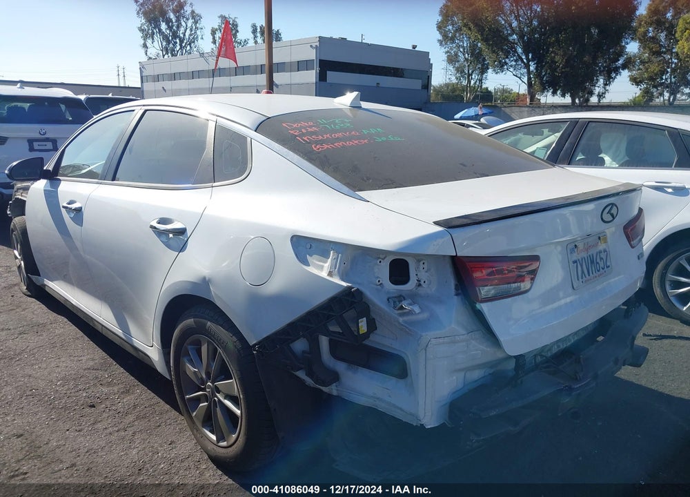 2017 KIA OPTIMA LX TURBO VIN: 5XXGT4L18HG142138