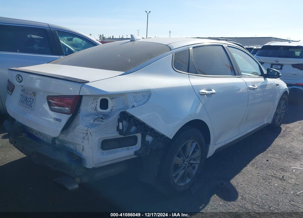 2017 KIA OPTIMA LX TURBO VIN: 5XXGT4L18HG142138