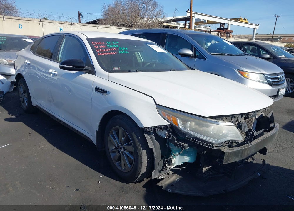 2017 KIA OPTIMA LX TURBO VIN: 5XXGT4L18HG142138