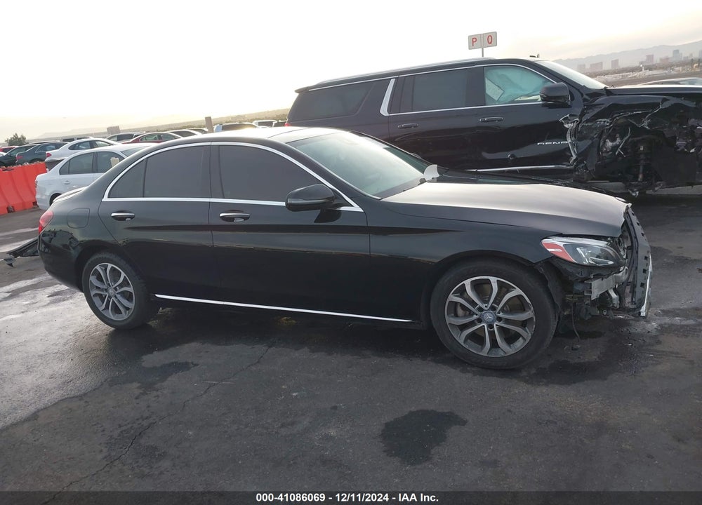 2016 MERCEDES-BENZ C 300 4MATIC/LUXURY 4MATIC/SPORT 4MATIC VIN: WDDWF4KB6GR149491