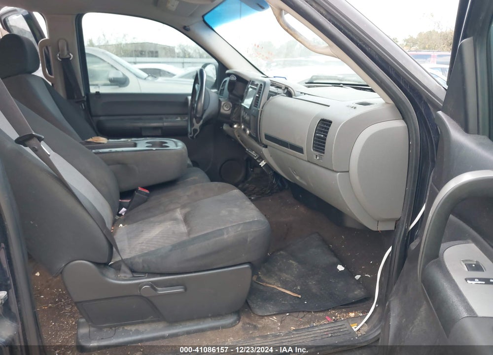2008 CHEVROLET SILVERADO 1500 LS VIN: 3GCEC13C98G216204