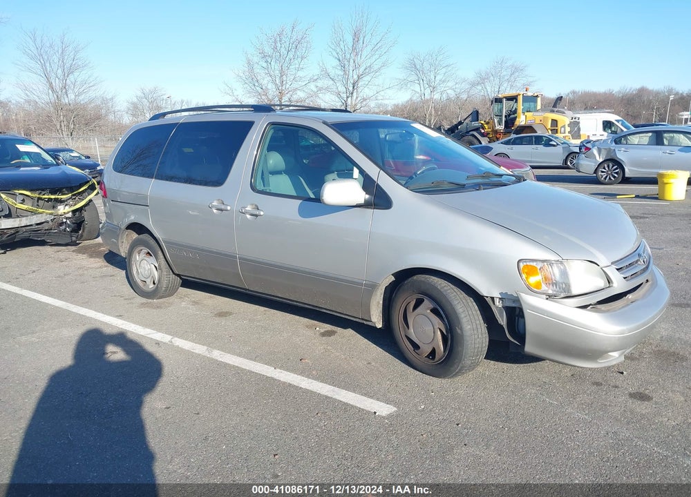 2003 TOYOTA SIENNA XLE VIN: 4T3ZF13C13U529989