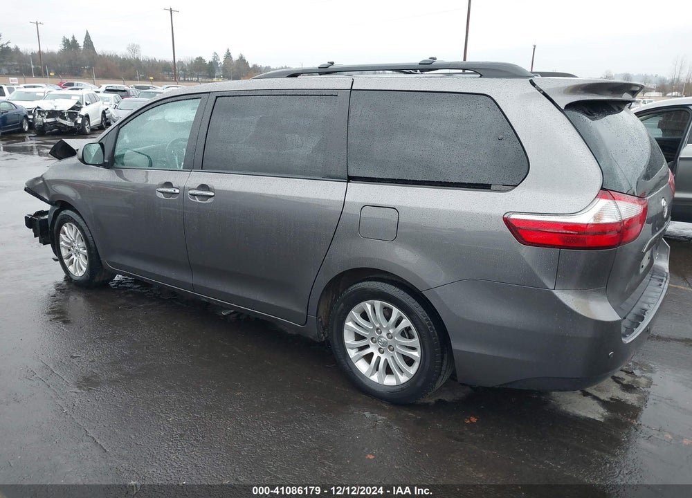 2017 TOYOTA SIENNA VIN: 5TDYZ3DC5HS790709