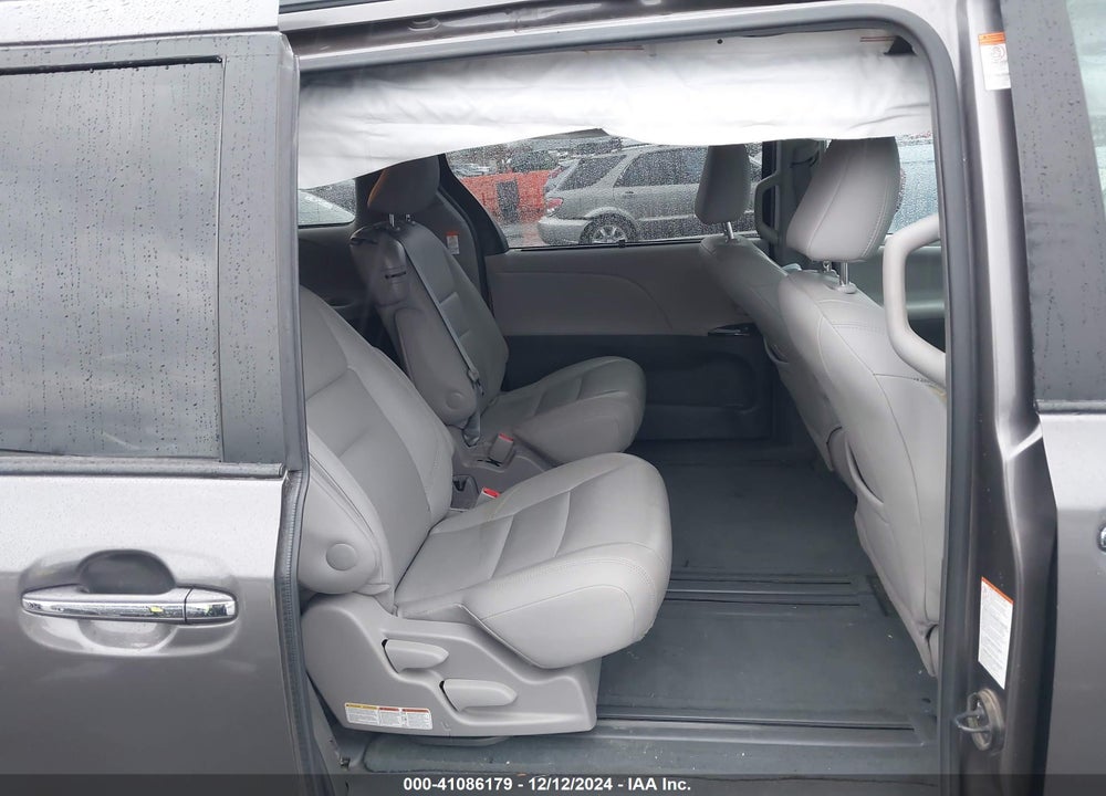 2017 TOYOTA SIENNA VIN: 5TDYZ3DC5HS790709