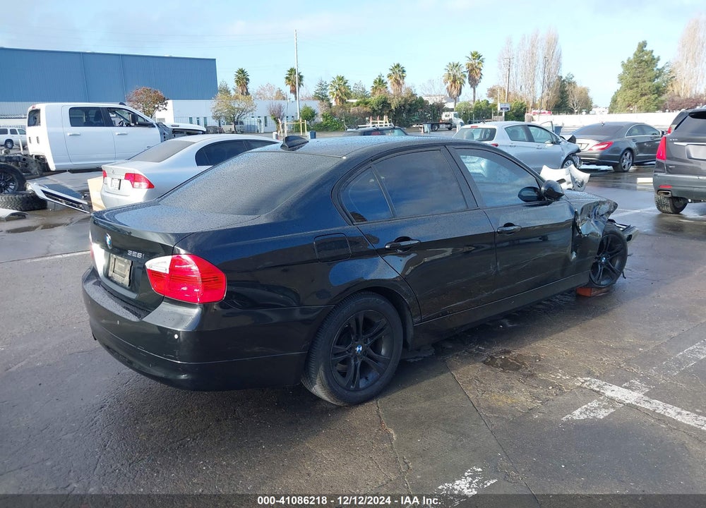 2008 BMW 328I VIN: WBAVA33578K055571