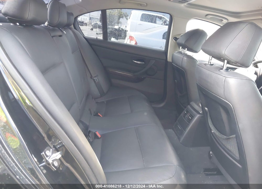 2008 BMW 328I VIN: WBAVA33578K055571