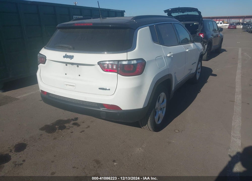 2018 JEEP COMPASS LATITUDE FWD VIN: 3C4NJCBB4JT293148