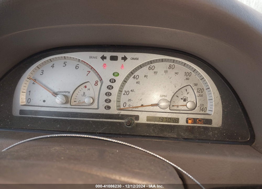 2002 TOYOTA CAMRY XLE V6 VIN: 4T1BF32K02U510802