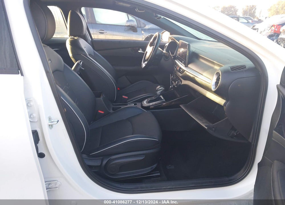 2022 KIA FORTE VIN: 3KPF54AD0NE456051