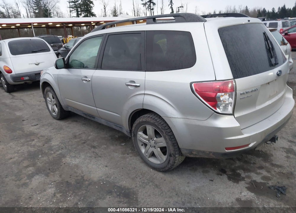 2010 SUBARU FORESTER 2.5X PREMIUM VIN: JF2SH6CC3AH785712