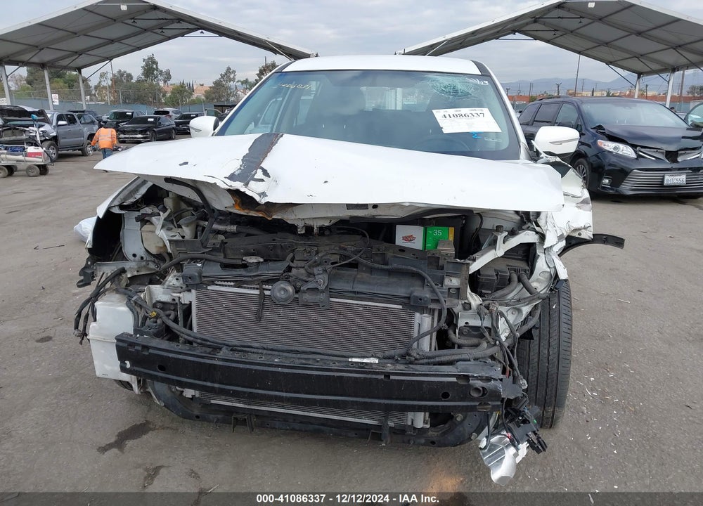 2015 NISSAN ROGUE S VIN: KNMAT2MT9FP585429