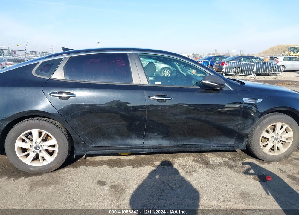 2016 KIA OPTIMA LX VIN: KNAGT4L36G5108636