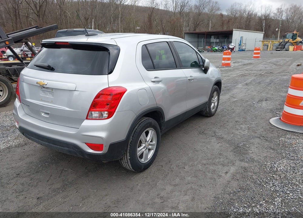 2018 CHEVROLET TRAX LS VIN: KL7CJNSB1JB607260